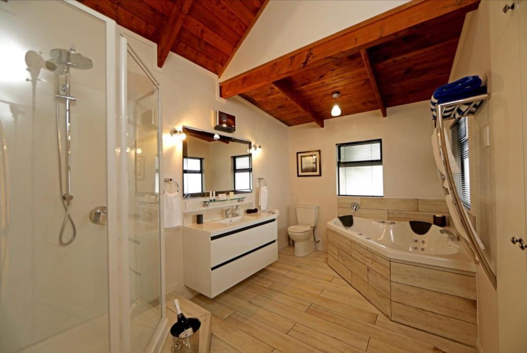 Coromandel Central Cottage Luxury W Spa Esterno foto